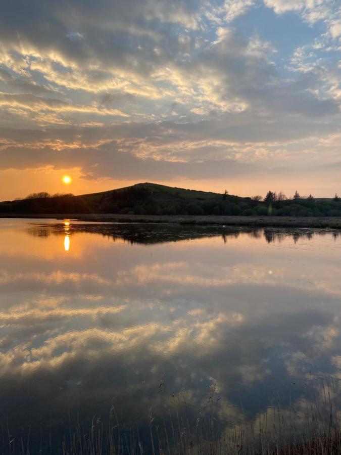 Westport Coastal Lodge Bagian luar foto